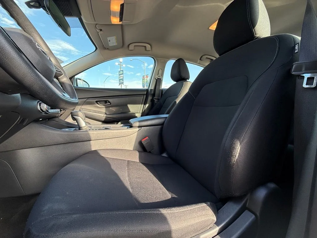 Used 2024 White Nissan S image 33