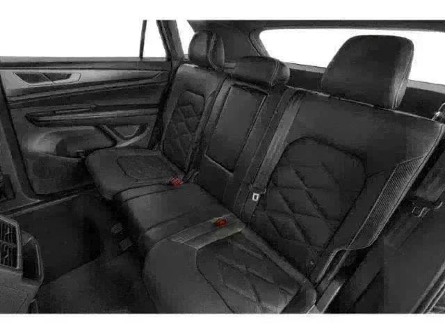 New 2026 Opal White Pearl Volkswagen 2.0T SE image 10