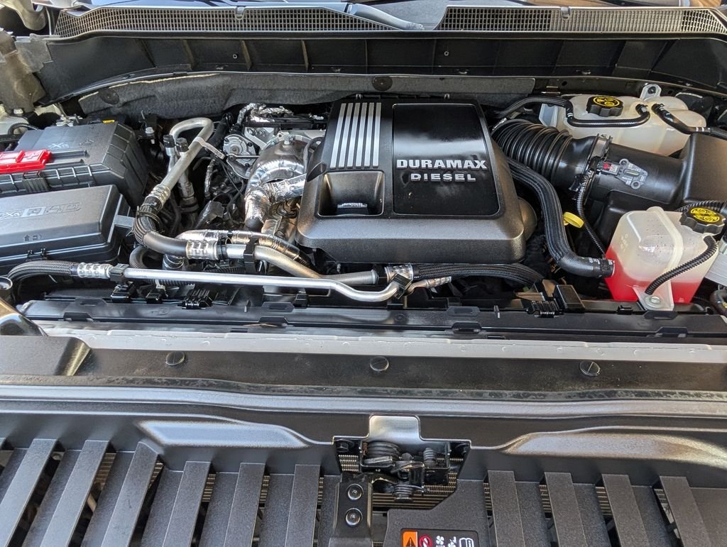 Used 2022 Silver Chevrolet LTZ image 34