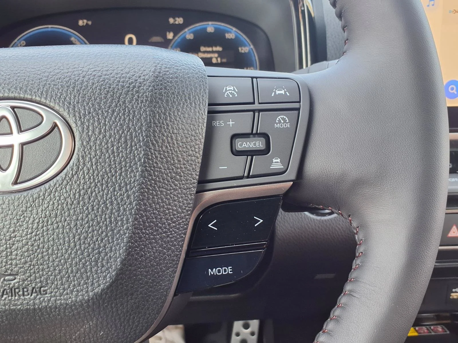 New 2026 Wind Chill Pearl <sup>1</sup> Toyota  XSE image 12