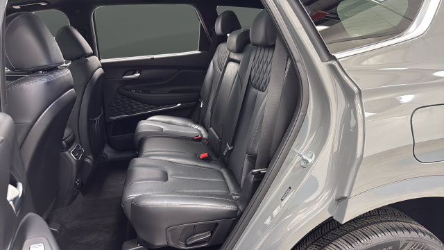 Used 2022 Hampton Gray Hyundai Calligraphy image 23