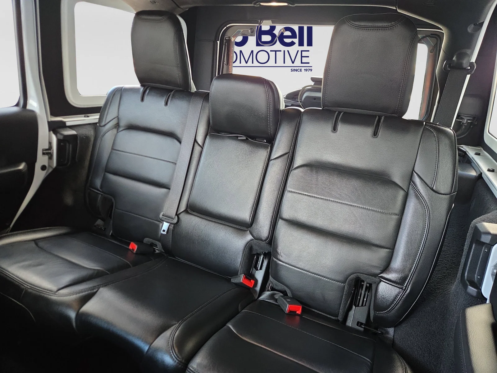 Used 2021 White Jeep Unlimited Sahara Altitude image 13