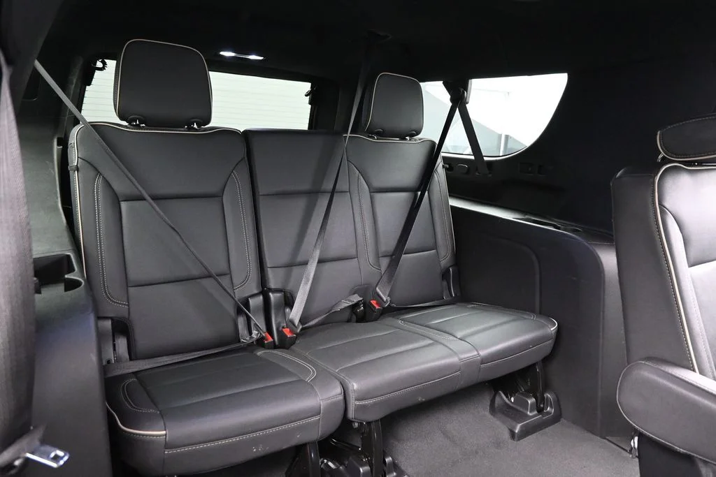 Used 2023 White Chevrolet Premier image 30
