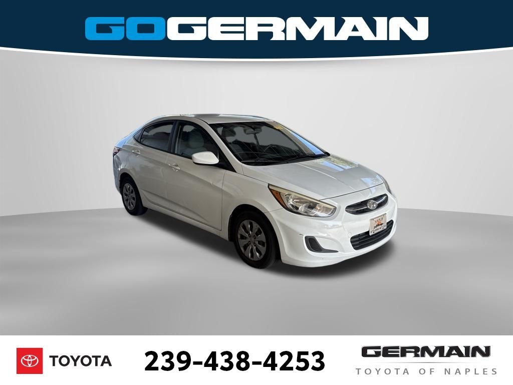 Used 2015 White Hyundai GLS image 11