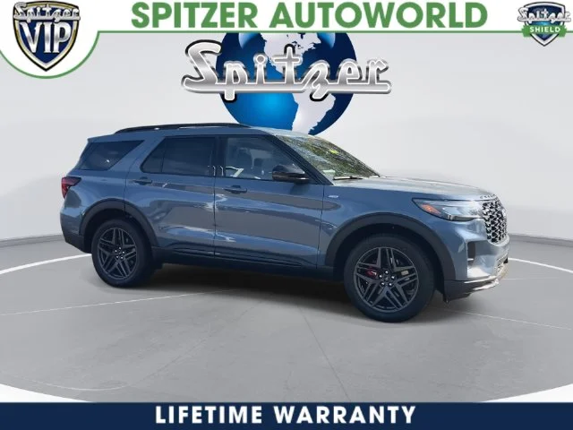 New 2027 Vapor Blue Metallic Ford ST-Line image 17