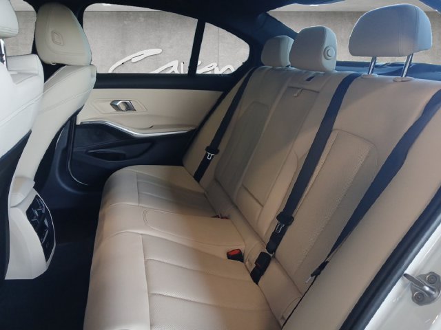 Used 2024 Alpine White BMW M340i image 23