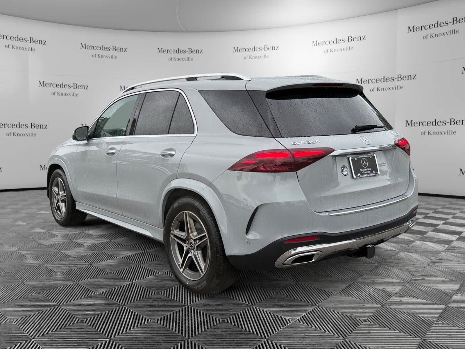 New 2026 MANUFAKTUR Alpine Grey Mercedes-Benz GLE 350 image 3