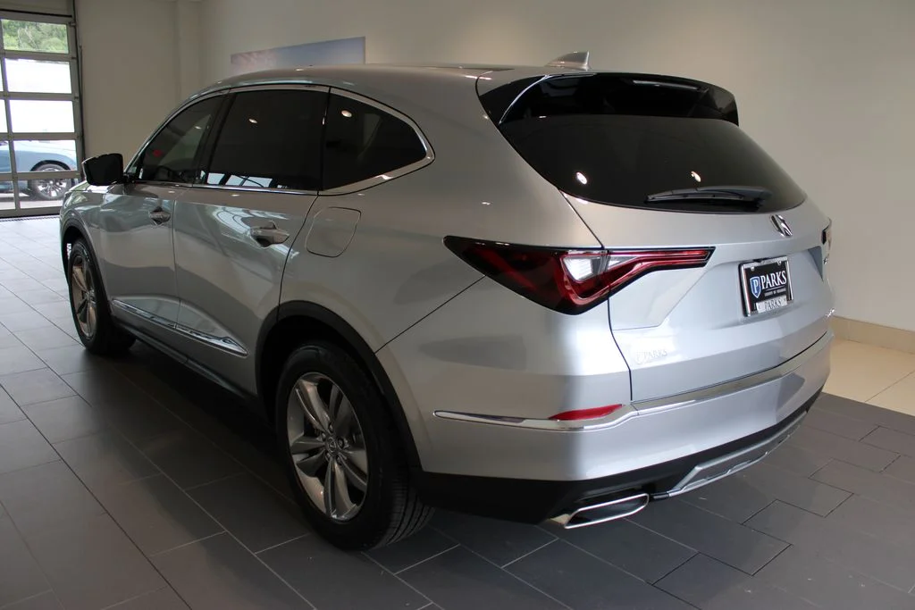 New 2026 Solar Silver Metallic Acura Base image 33
