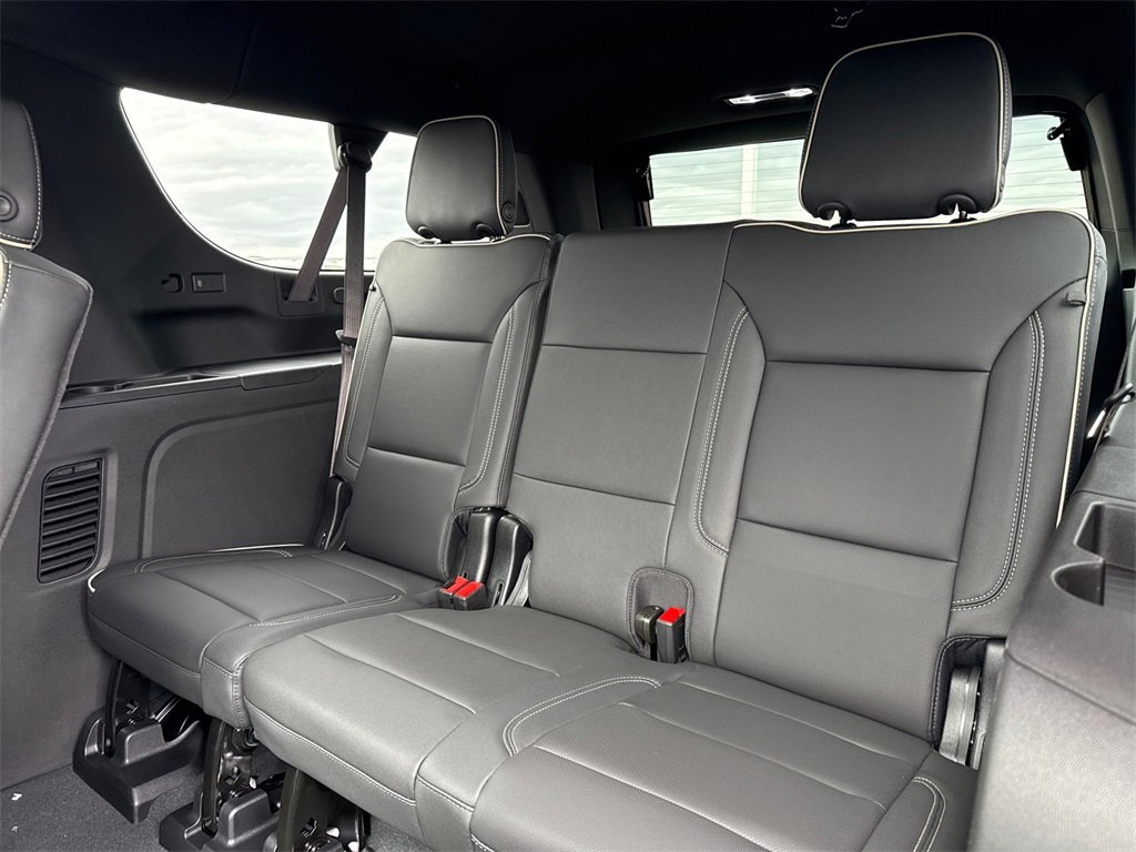 2026 GMC YUKON XL - Image 33