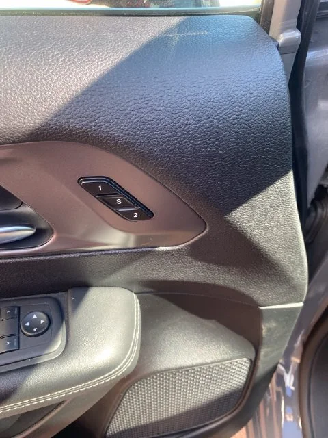 Used 2024 Silver Mist Clearcoat Chrysler Touring L image 15