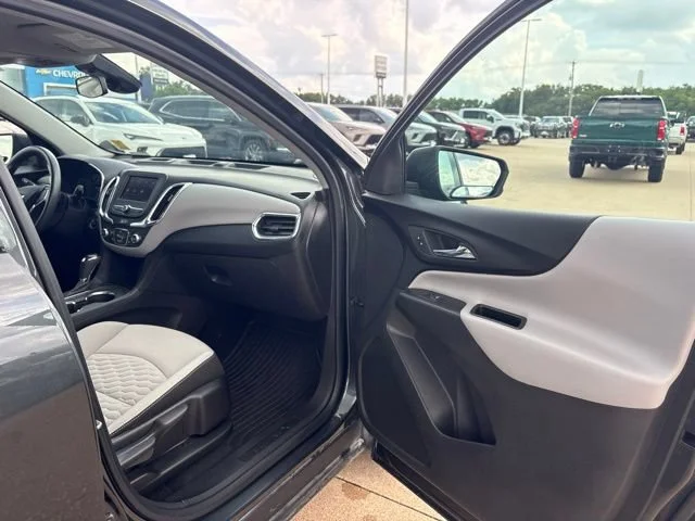 2020 Chevrolet Equinox LS - Photo 38