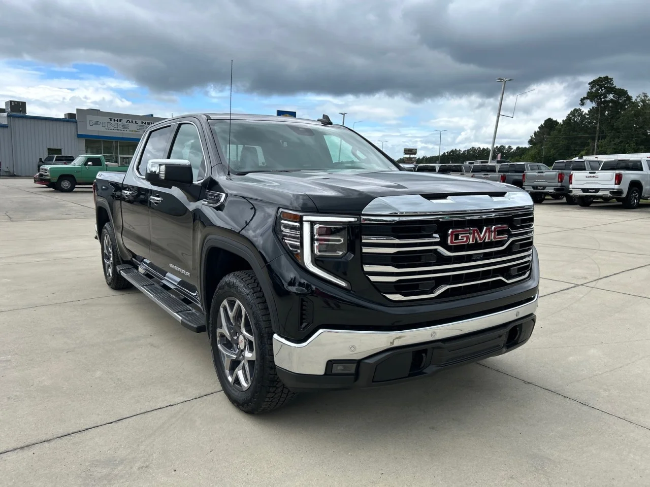New 2026 Onyx Black GMC SLT image 6