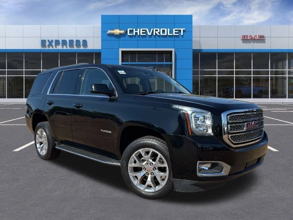 Used 2017 Black GMC SLT image 1