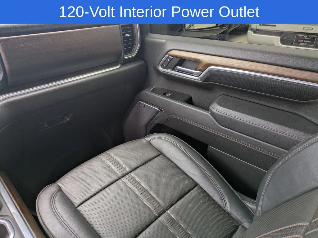 Used 2025 Black Chevrolet High Country image 20