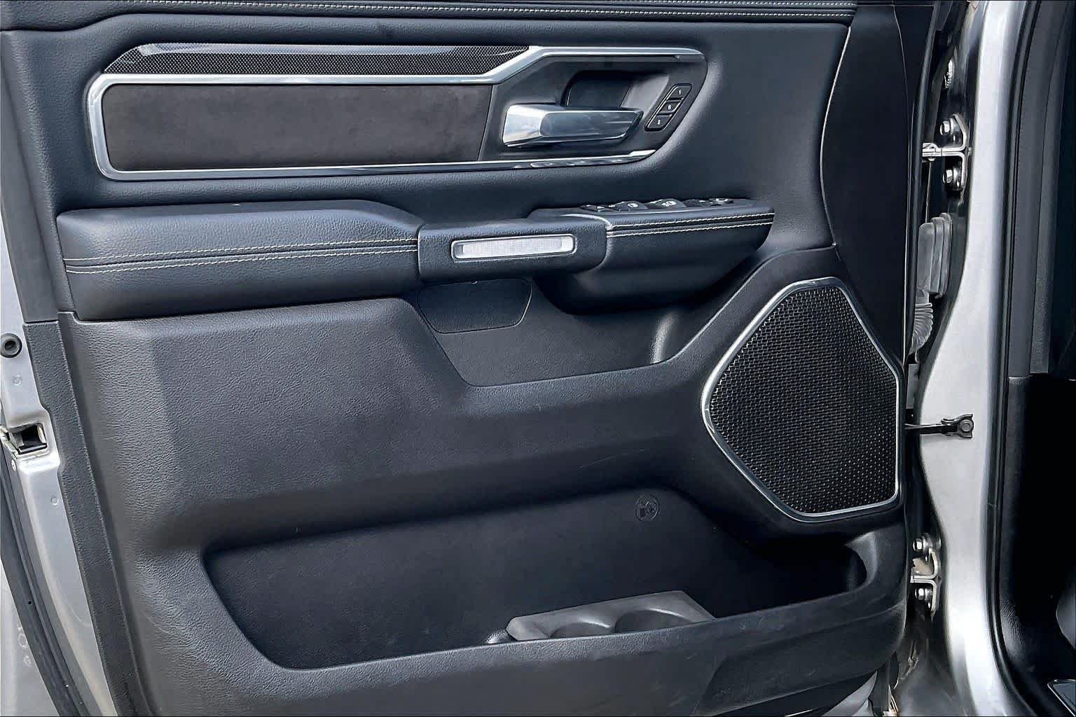 Used 2022 Billet Silver Metallic Clearcoat Ram Laramie image 21