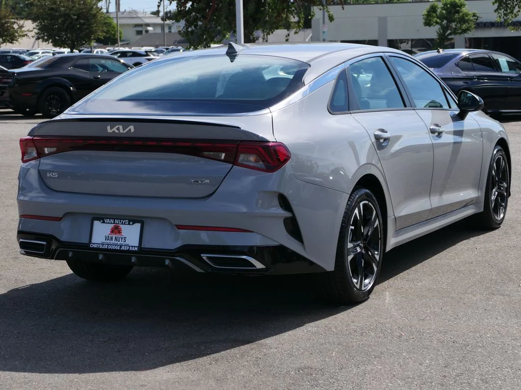 Used 2024 Gray Kia GT-Line image 3
