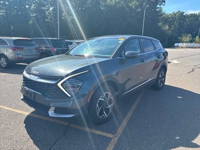 Used 2024 Gravity Gray Kia LX image 7