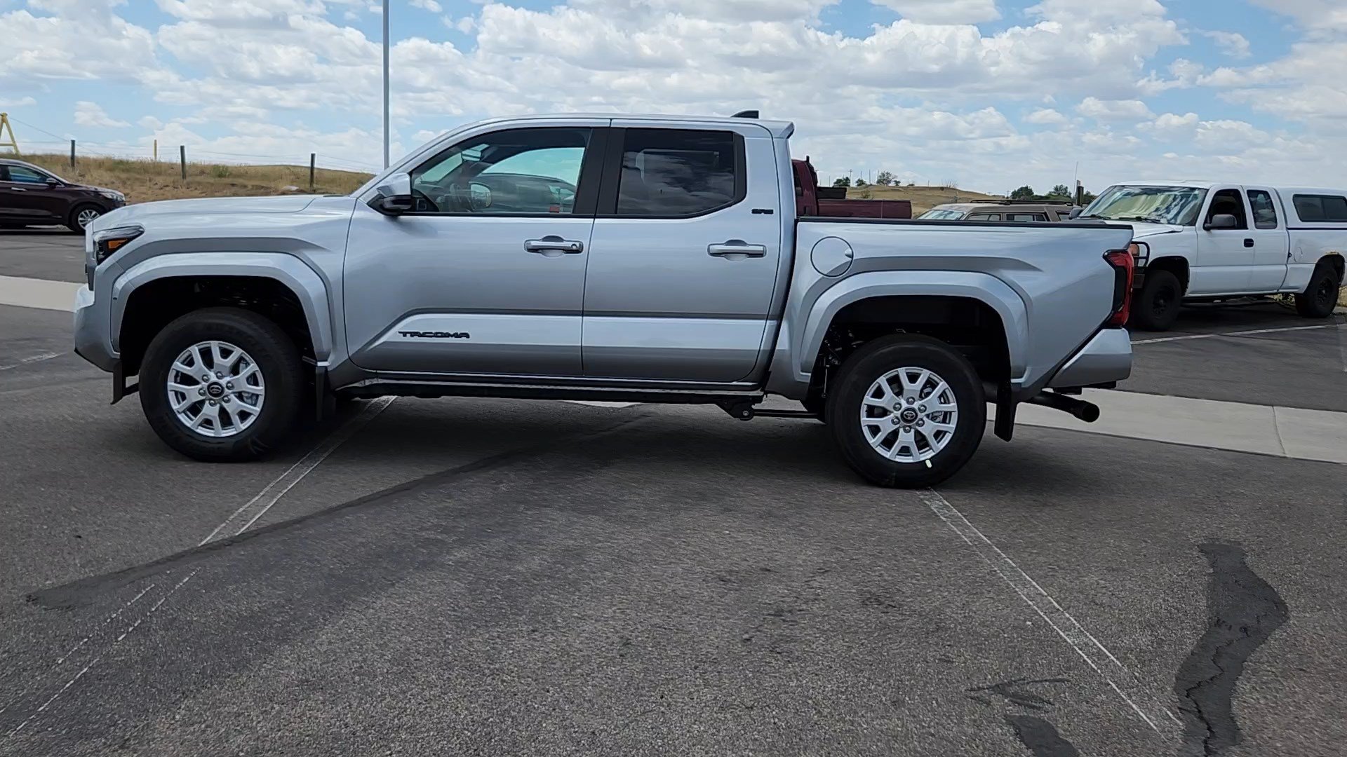 New 2026 Celestial Silver Metallic Toyota SR5 image 2