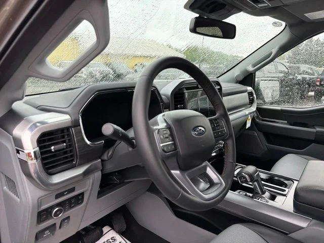 New 2026 Marsh Gray Ford Lariat® image 31