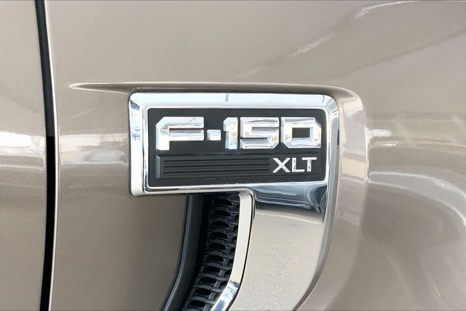 Used 2021 Stone Gray Metallic Ford XLT image 9