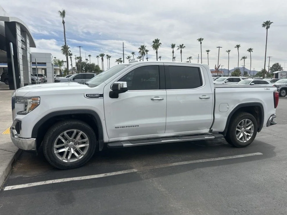 Used 2020 White GMC SLT image 13