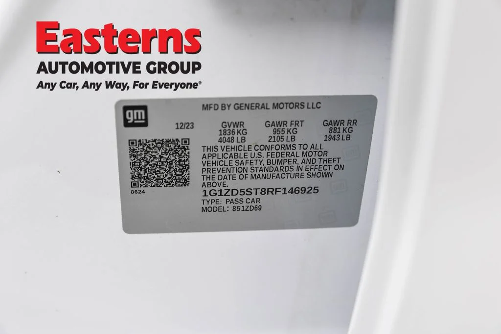 Used 2024 White Chevrolet LT image 35