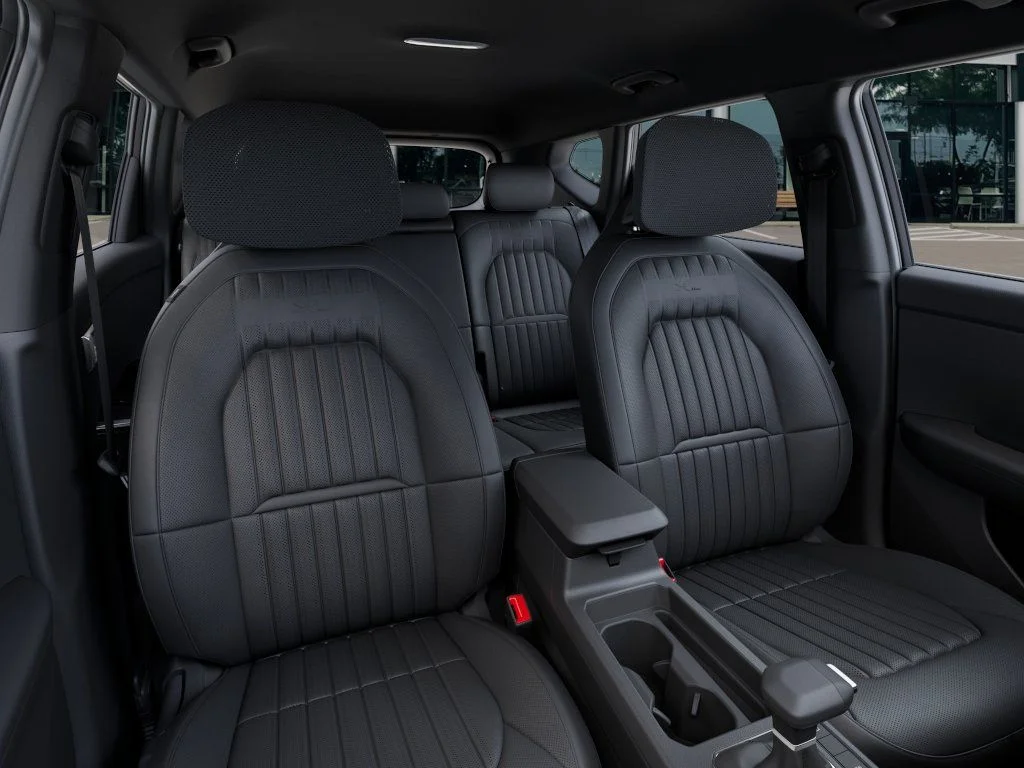 New 2027 Snow White Pearl / Black Roof Kia X-Line S image 16