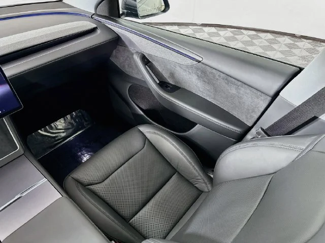 Used 2026 Gray Tesla  image 23