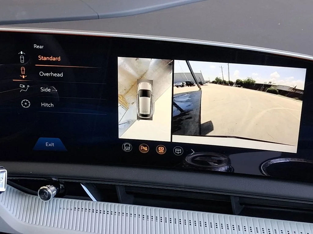 2026 Cadillac OPTIQ Sport - Photo 15