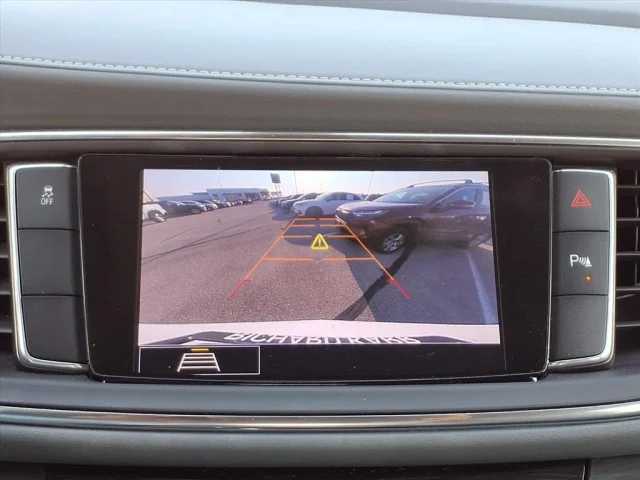 2020 Buick Enclave Essence - Photo 13