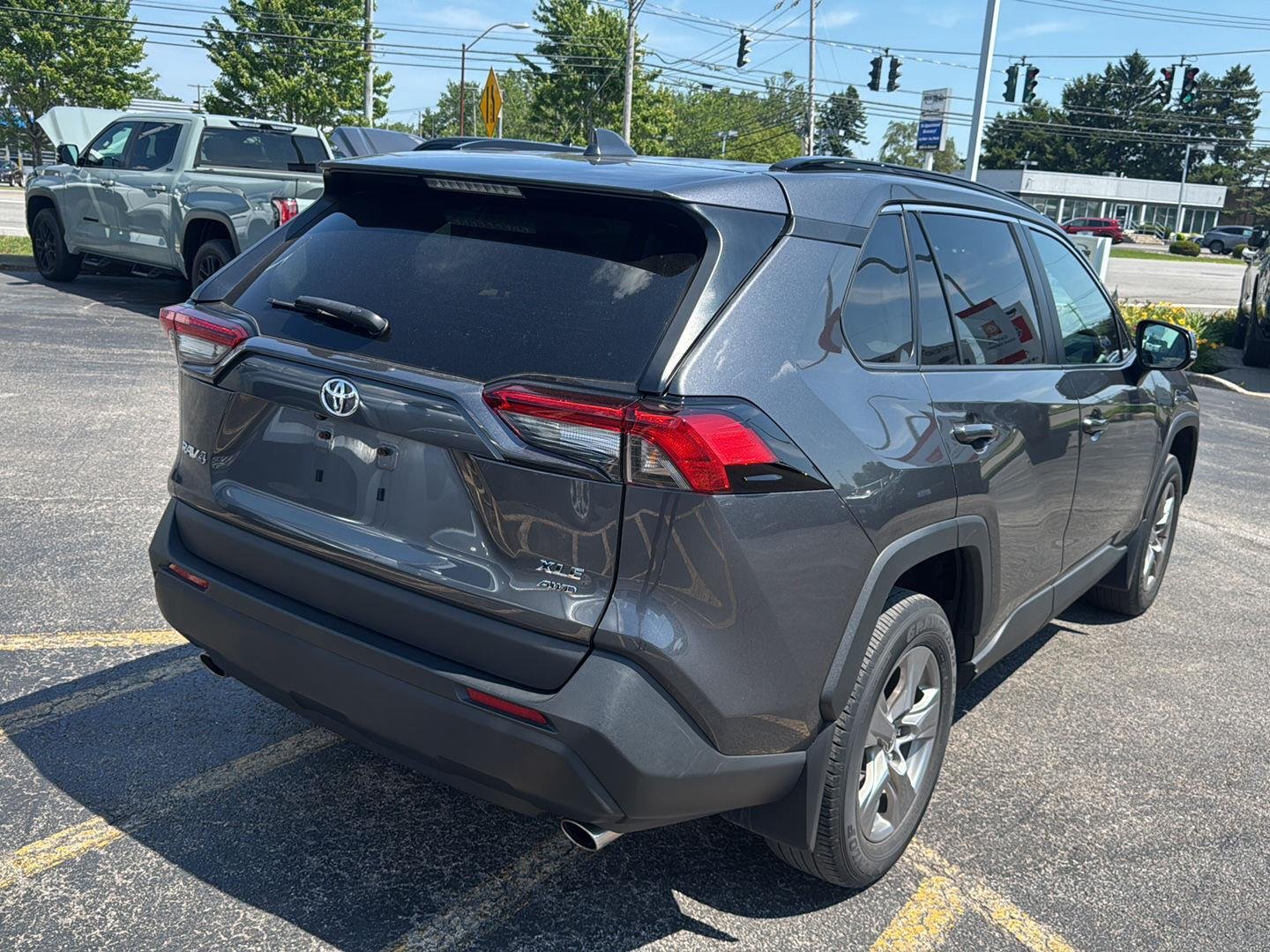 Used 2023 Magnetic Gray Metallic Toyota XLE image 6