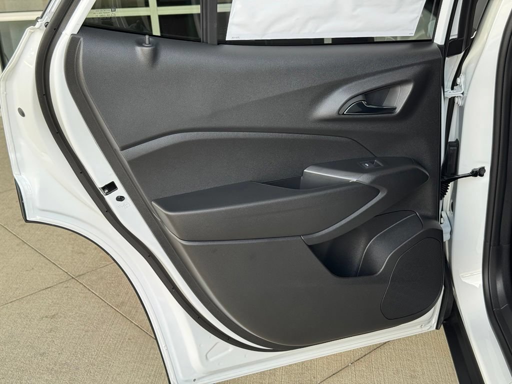 2026 Chevrolet Trax LS - Photo 17