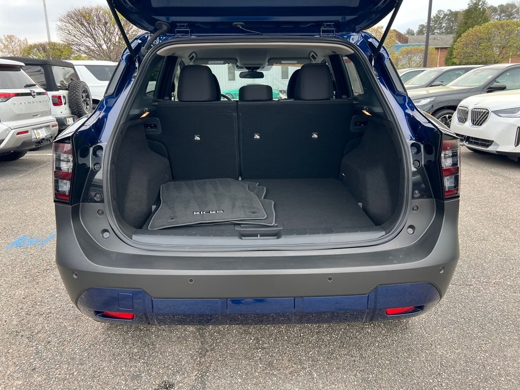 Used 2025 Blue Nissan SV image 27