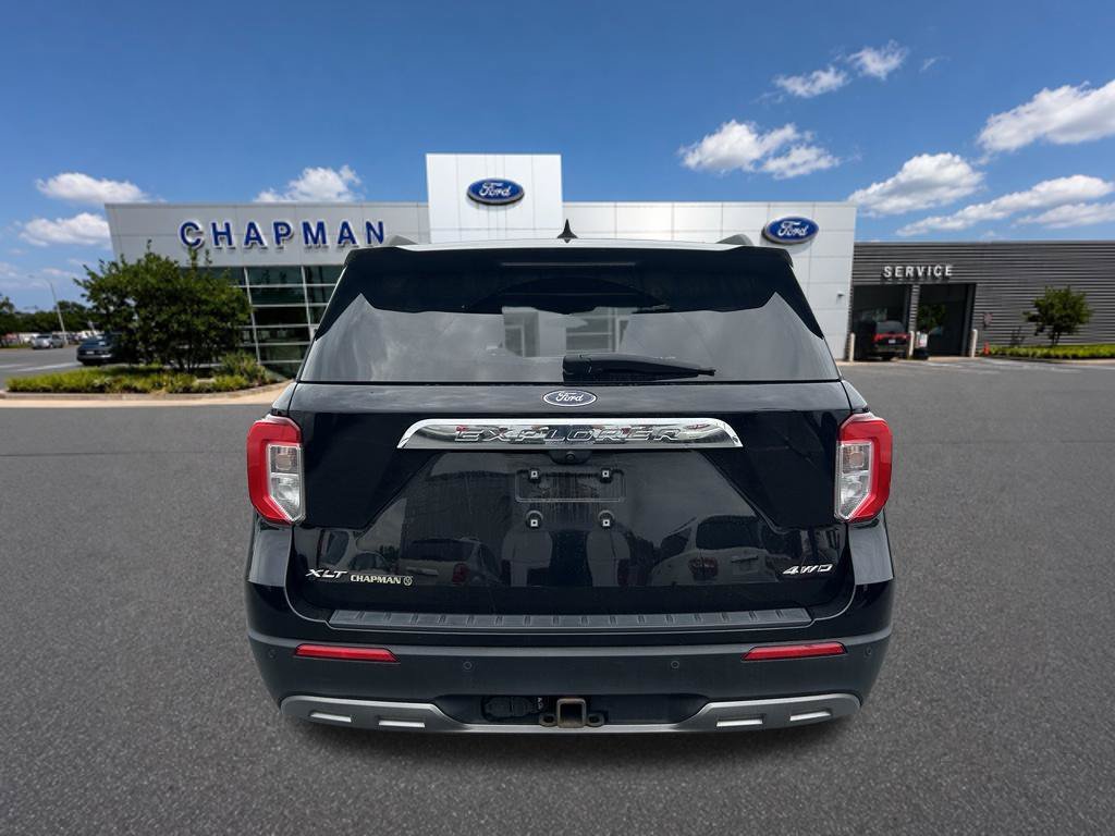Used 2023 Black Ford XLT image 4