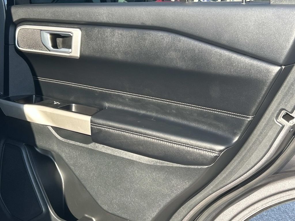 Certified Used 2022 Gray Metallic Ford XLT image 23
