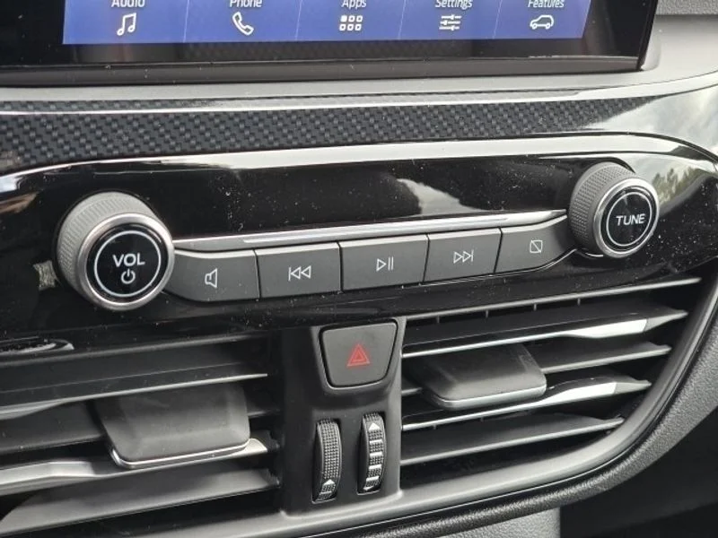 2025 Ford Escape ST-Line - Photo 16