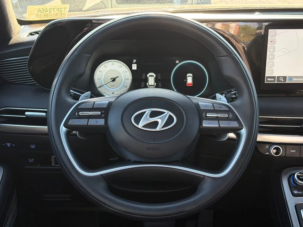 Used 2024 Red Hyundai Calligraphy image 24