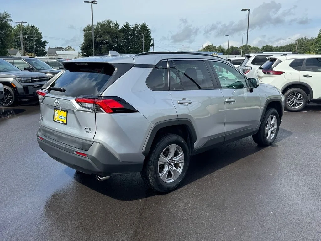 Used 2025 Silver Toyota XLE image 4
