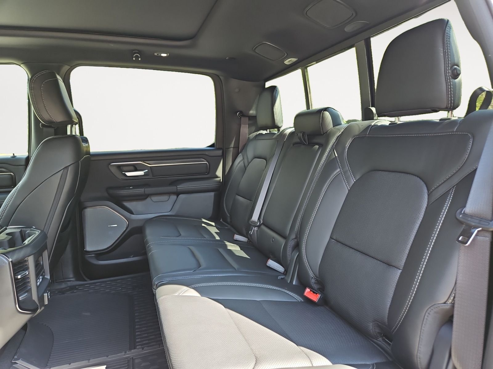 2026 RAM 1500 Rebel - Photo 13