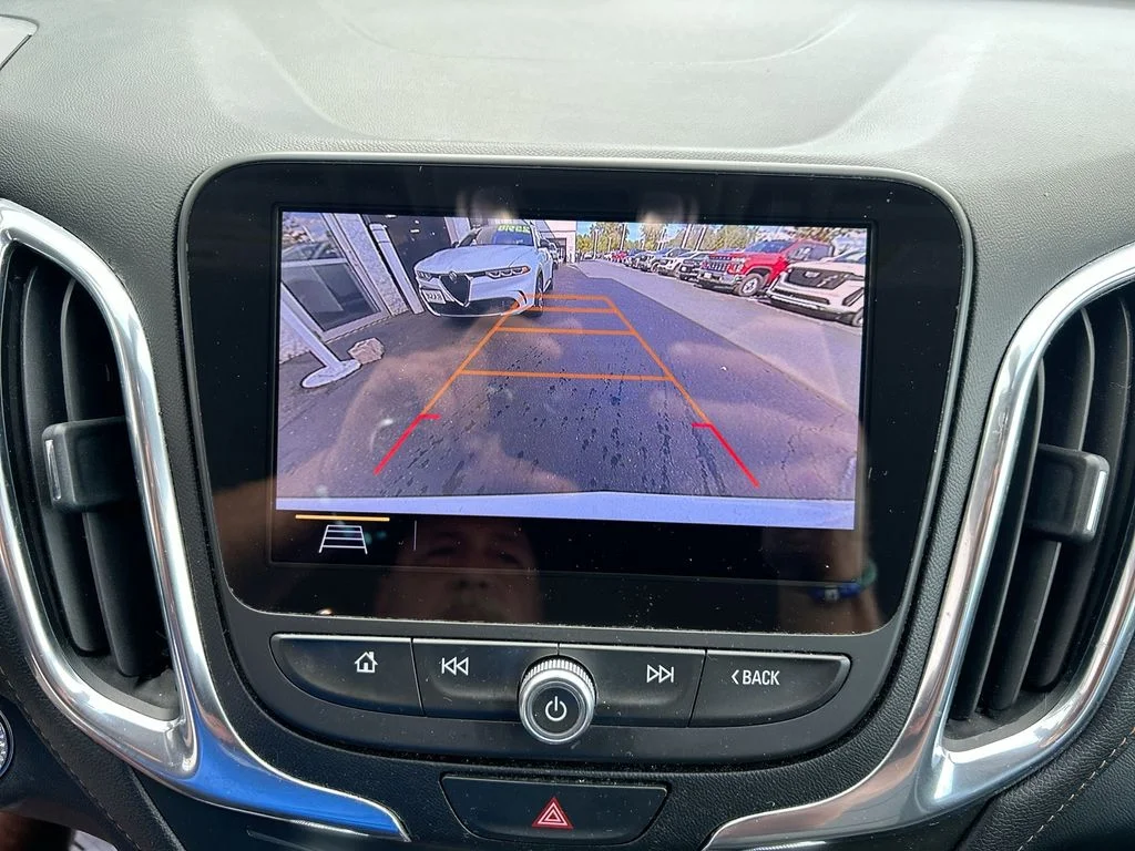 Used 2020 White Chevrolet Premier image 19