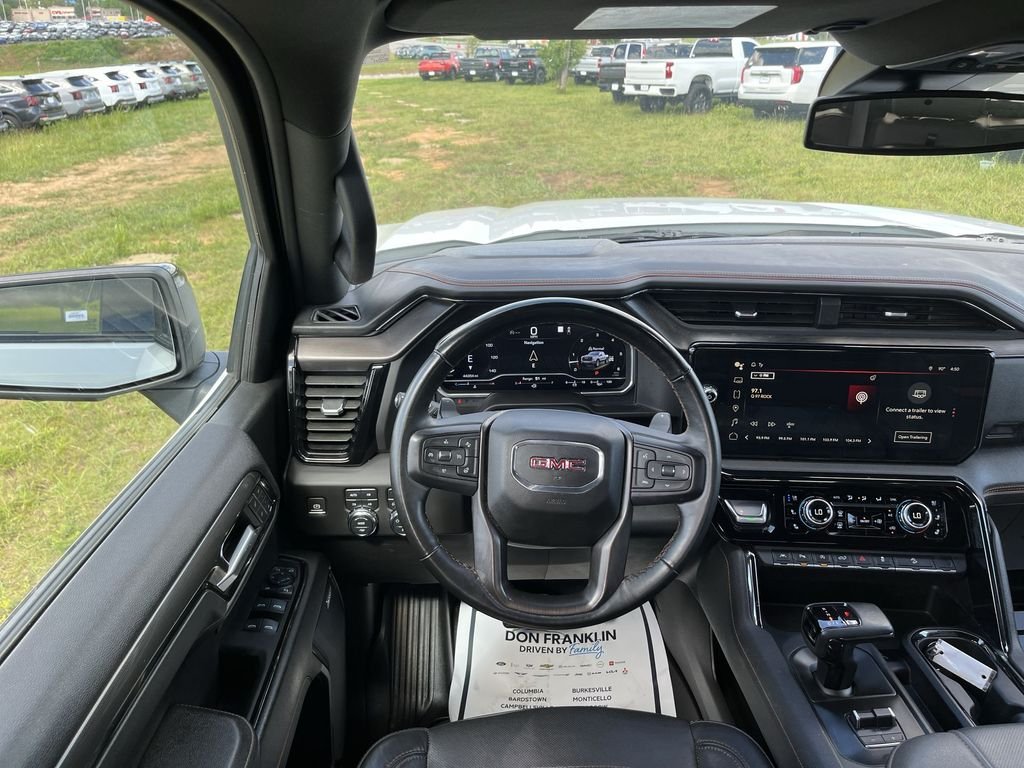 Used 2023 White GMC AT4 image 20