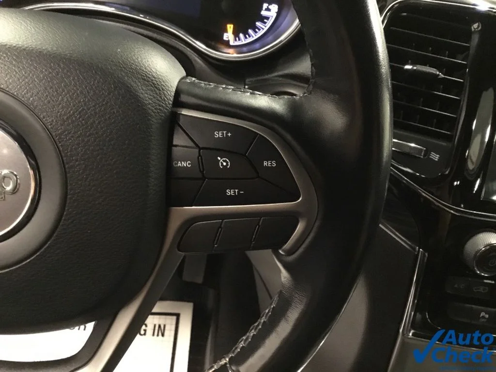 Used 2020 Gray Jeep Limited image 48