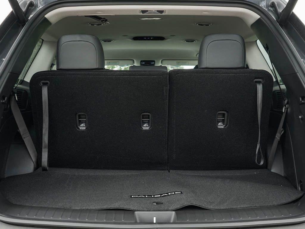 New 2026 Ecotronic Gray Pearl Hyundai SEL 8P AWD image 35