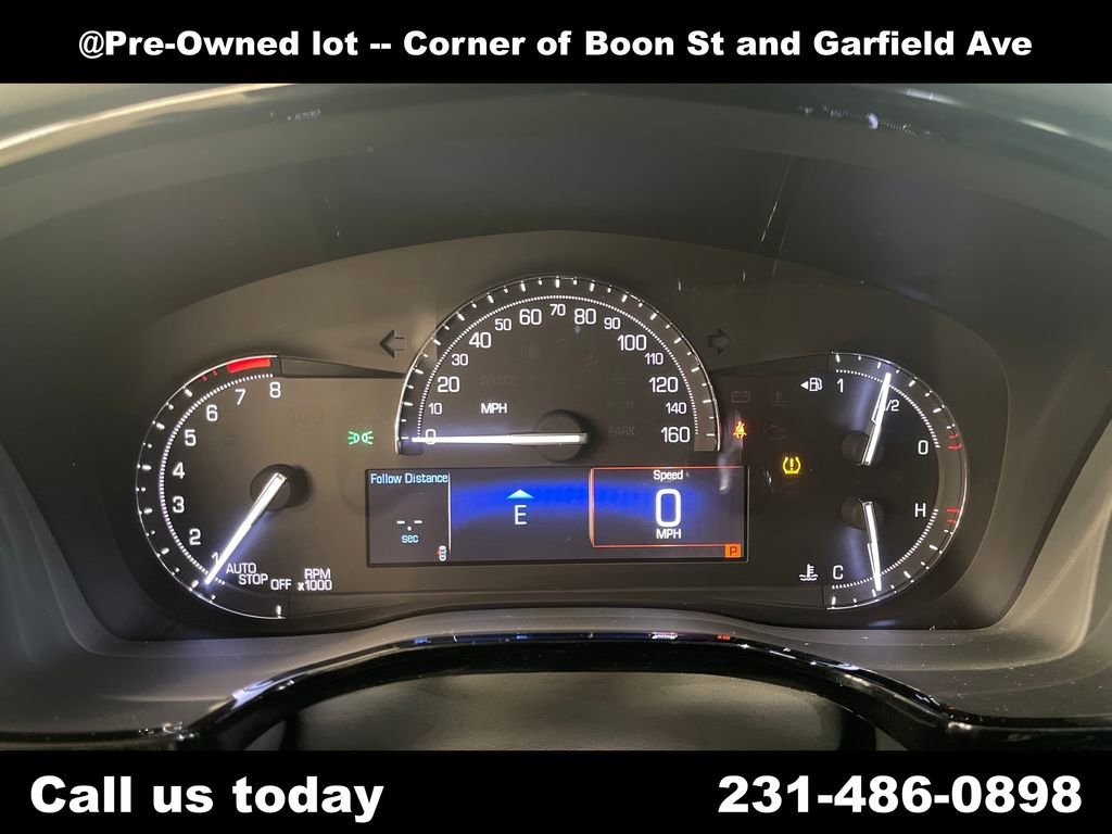 Used 2017 RADIANT SILVER METALLIC Cadillac Luxury AWD image 21