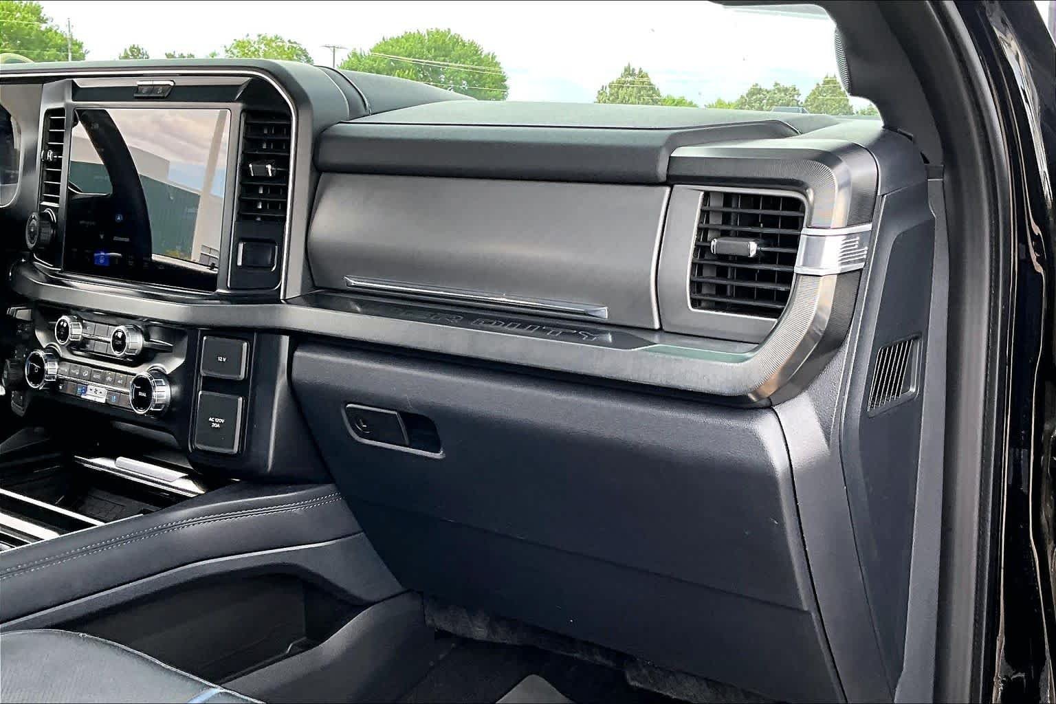 Used 2025 Agate Black Metallic Ford Platinum image 15