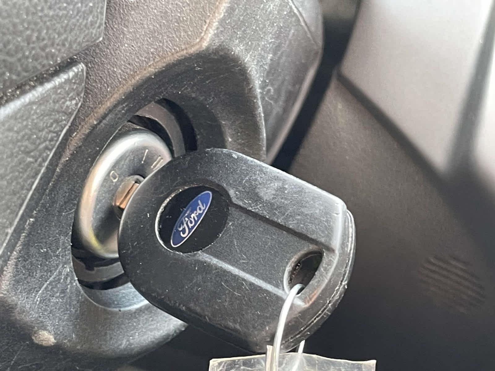 Used 2014 Sunset Metallic Ford SE image 4