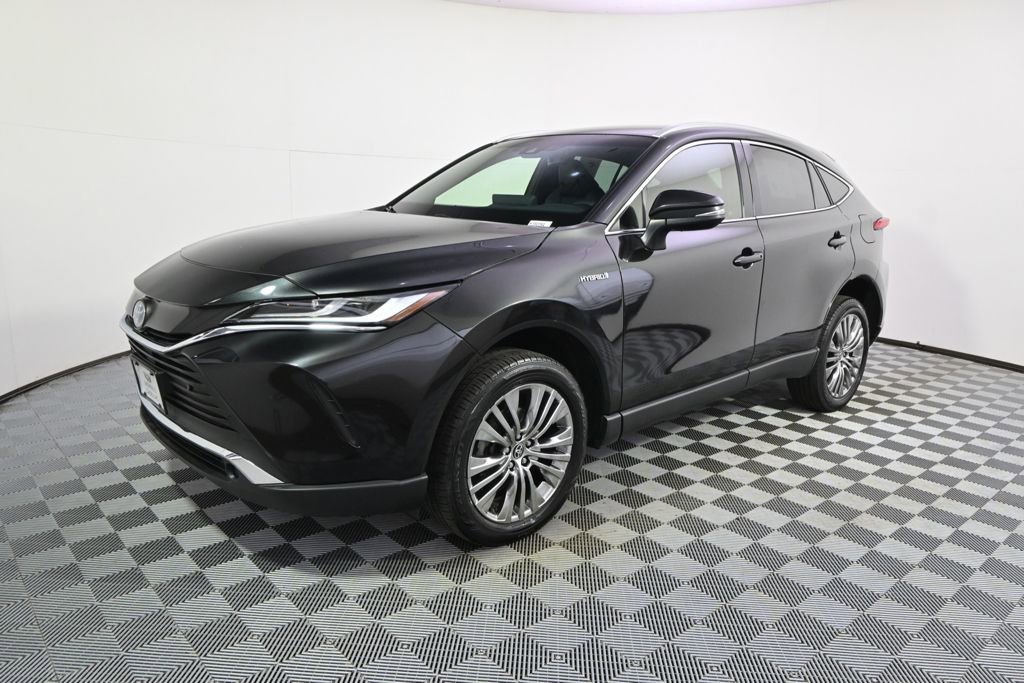 Used 2021 Toyota Venza XLE with VIN JTEAAAAH5MJ052084 for sale in Minneapolis, Minnesota