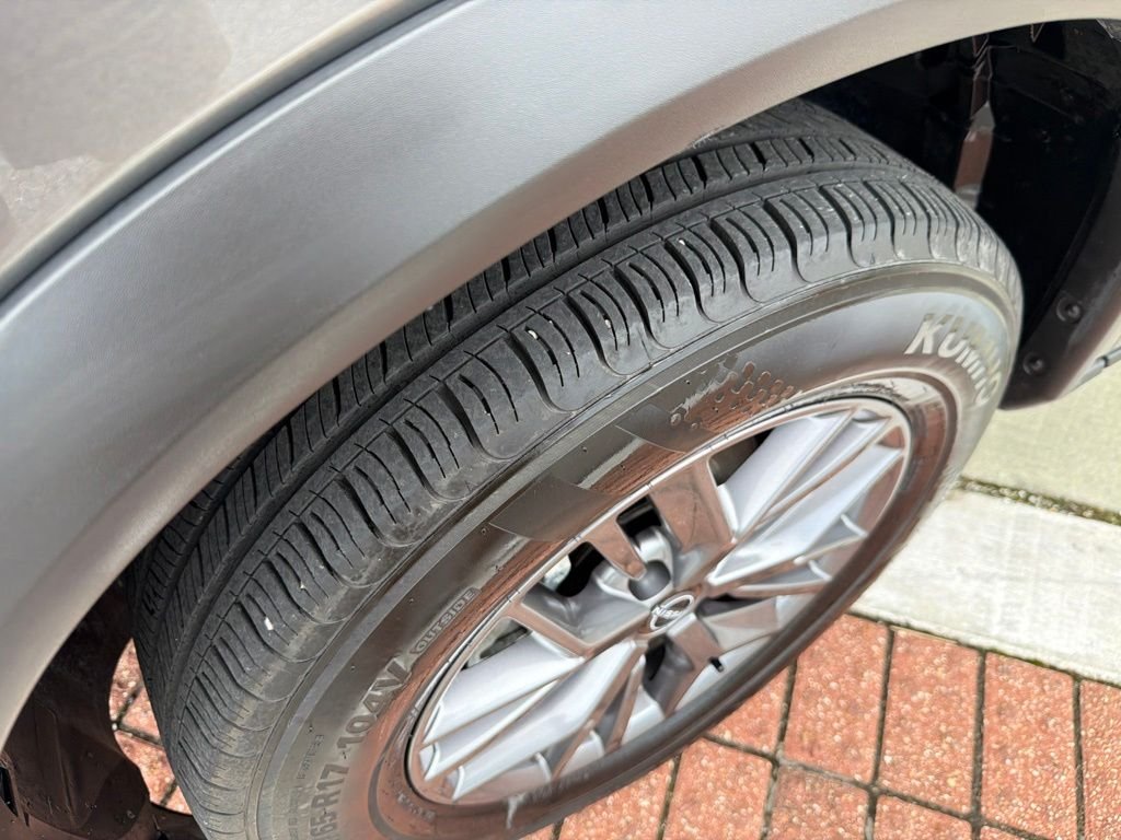 Used 2024 Gray Nissan S image 11