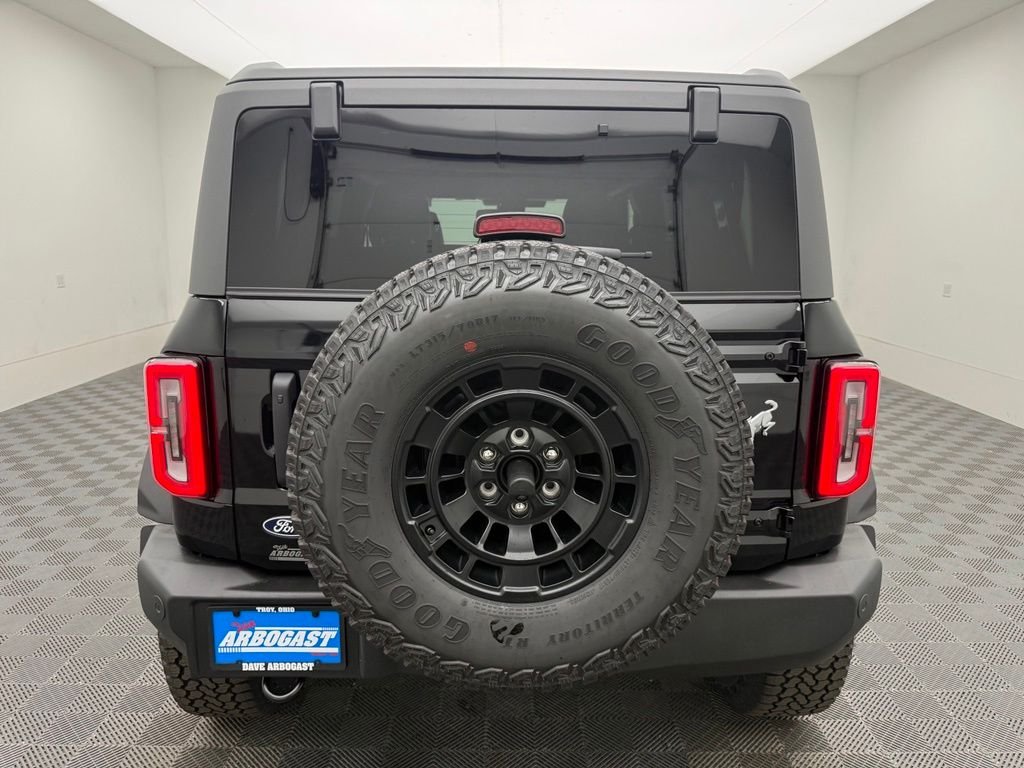 New 2026 Black Ford Outer Banks image 10