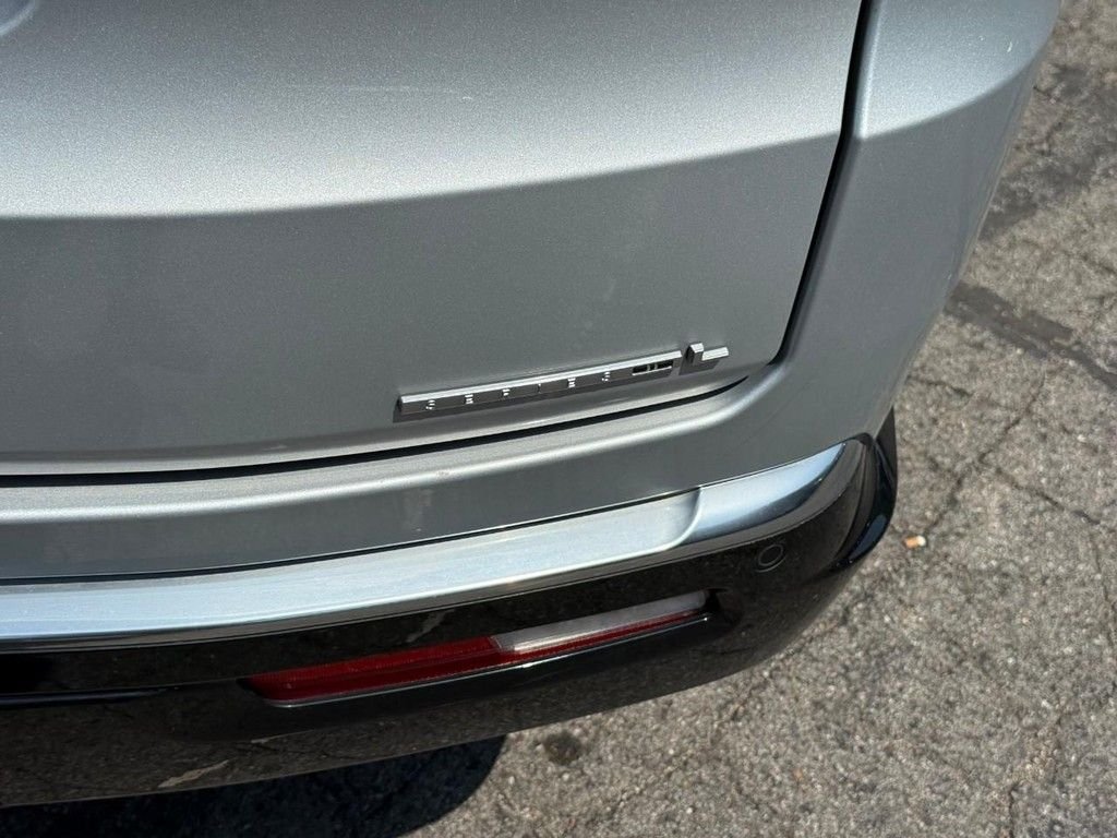 Used 2023 Silver Jeep Series II image 6
